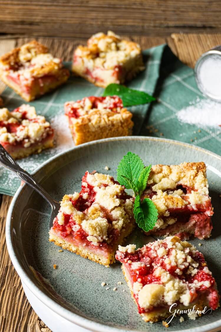 Erdbeer-Streuselkuchen - Genusskind