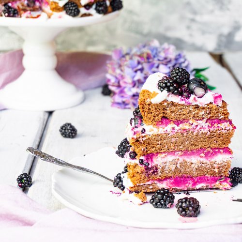 Naked Cake Mit Brombeer Curd Und Topfen Joghurt Creme Genusskind