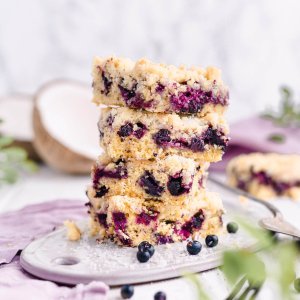 Heidelbeer-Kokos Streuselkuchen mit Limetten