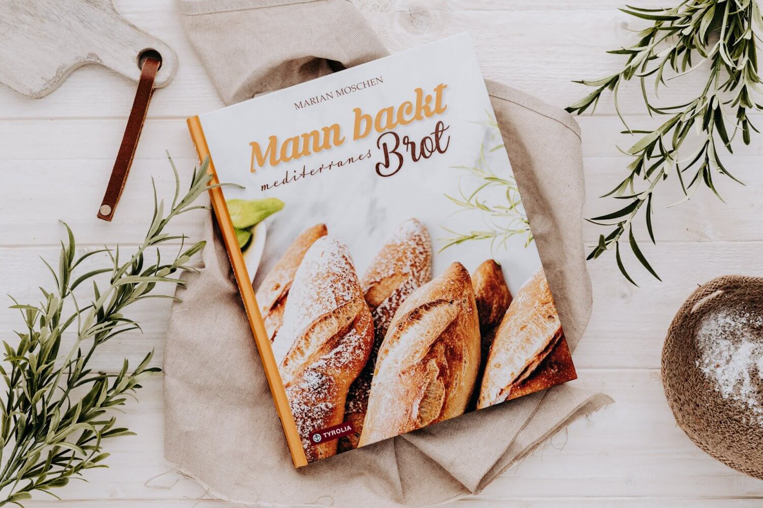 "Mann Backt Mediterranes Brot" - Buchrezension (Anzeige Mit ...